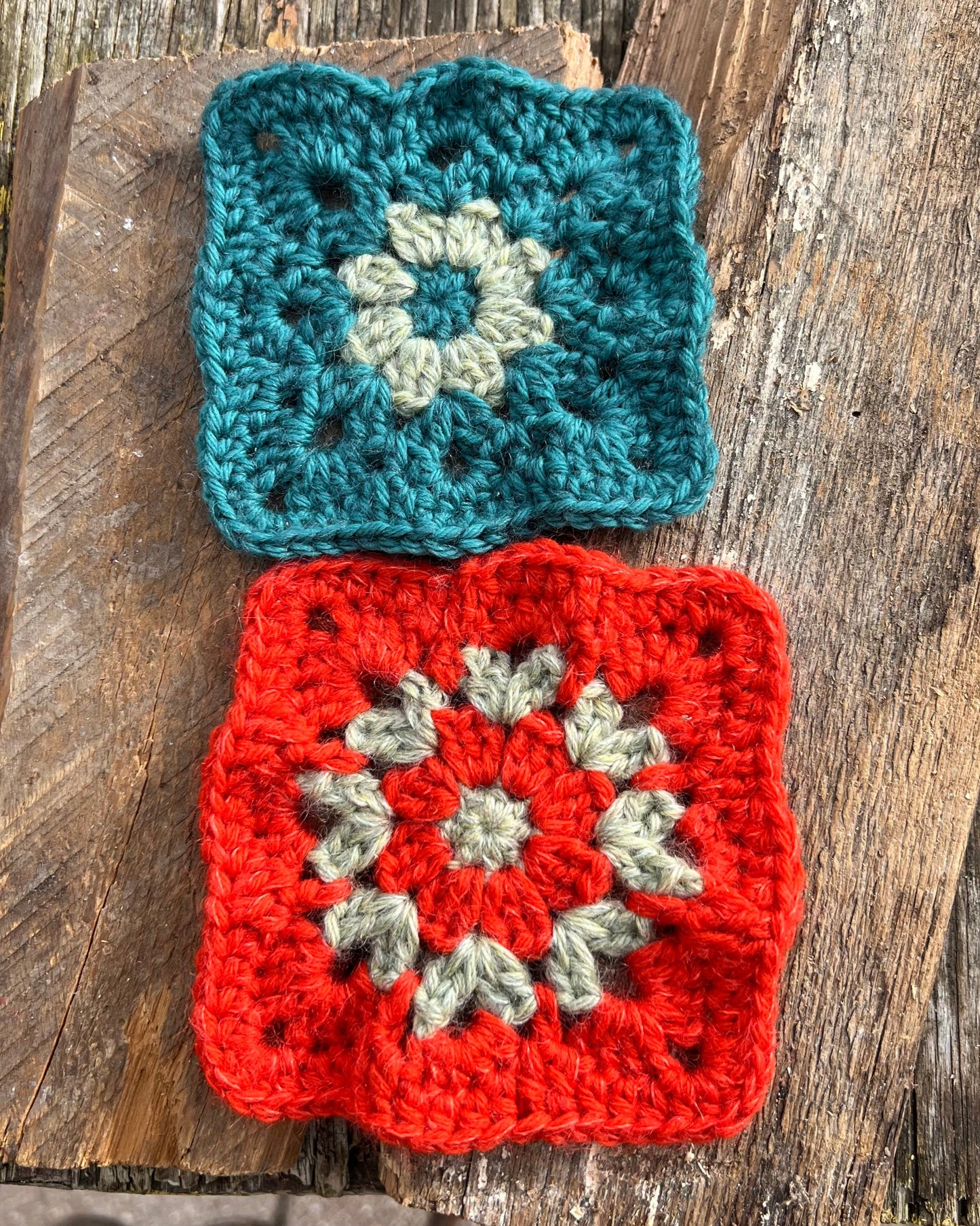 The Flower Square — Free Digital Pattern