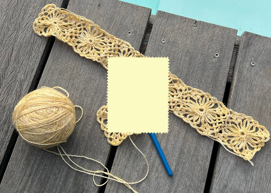 Crochet cotton yarn and handmade crochet projects, showing the texture and structure of cotton yarn.